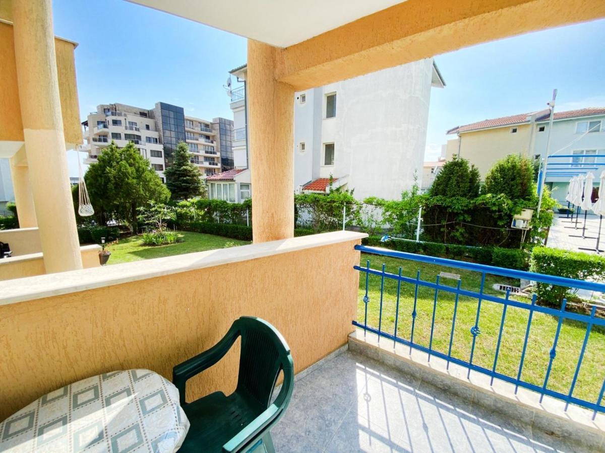 Complex Къщите Lägenhet Sveti Vlas Exteriör bild