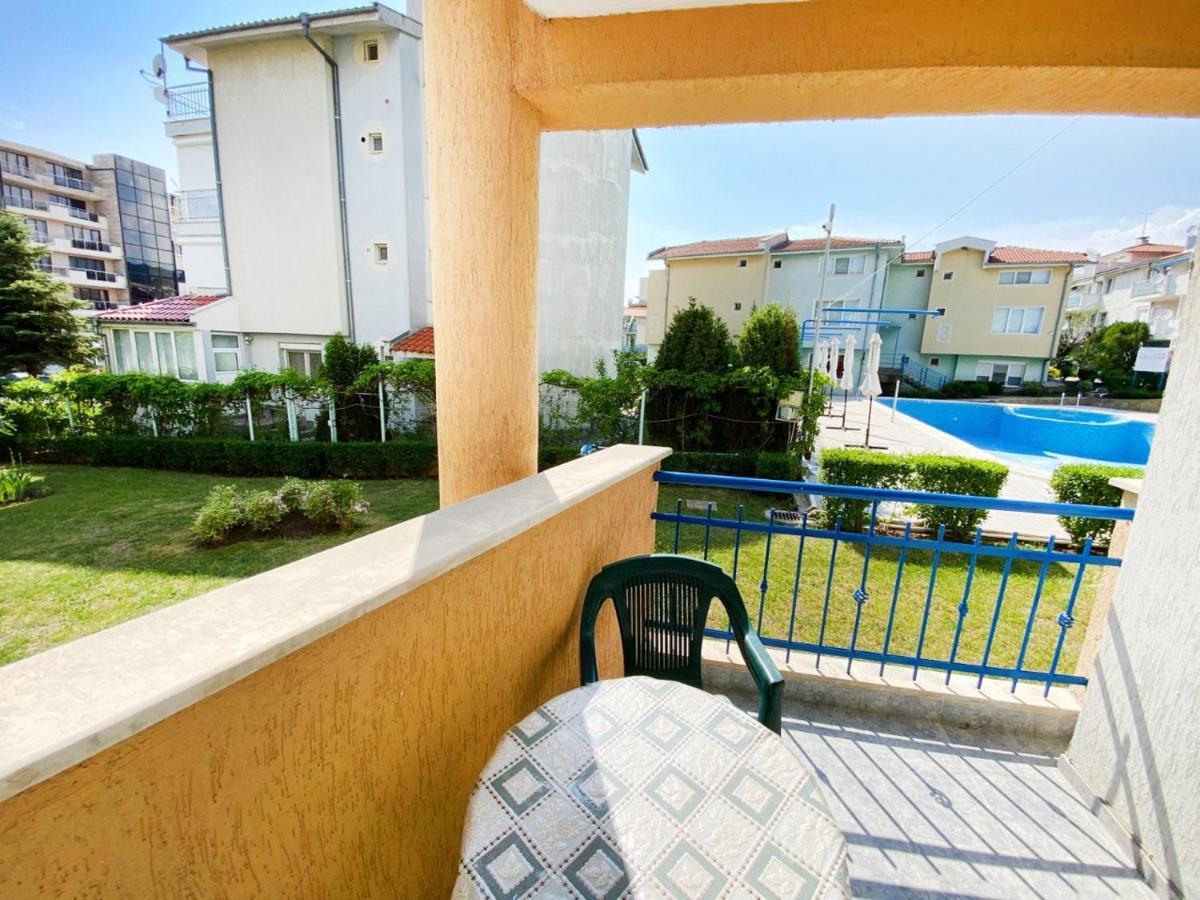 Complex Къщите Lägenhet Sveti Vlas Exteriör bild